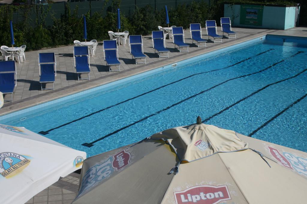 Camping Versilia Mare Hotel Lido di Camaiore Exterior foto